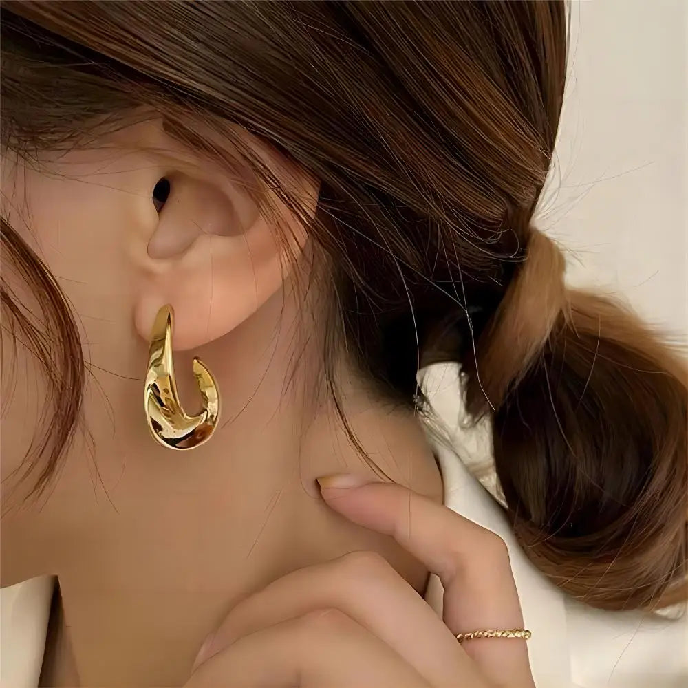 Modern Curled Hoop Earrings