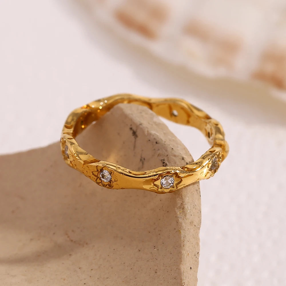 StarWave Radiance Ring